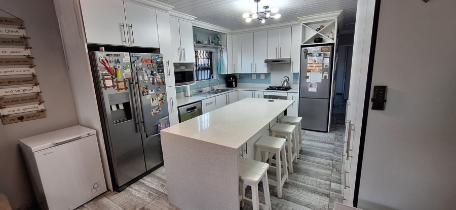 2 Bedroom Property for Sale in Island View Western Cape